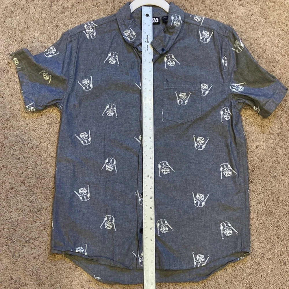 Authentic Star Wars Darth Vader Button Down Men’s Size Small Boys Large … - Picture 9 of 11